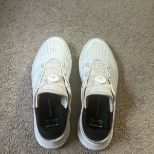 Under Armour slipspeed shoes